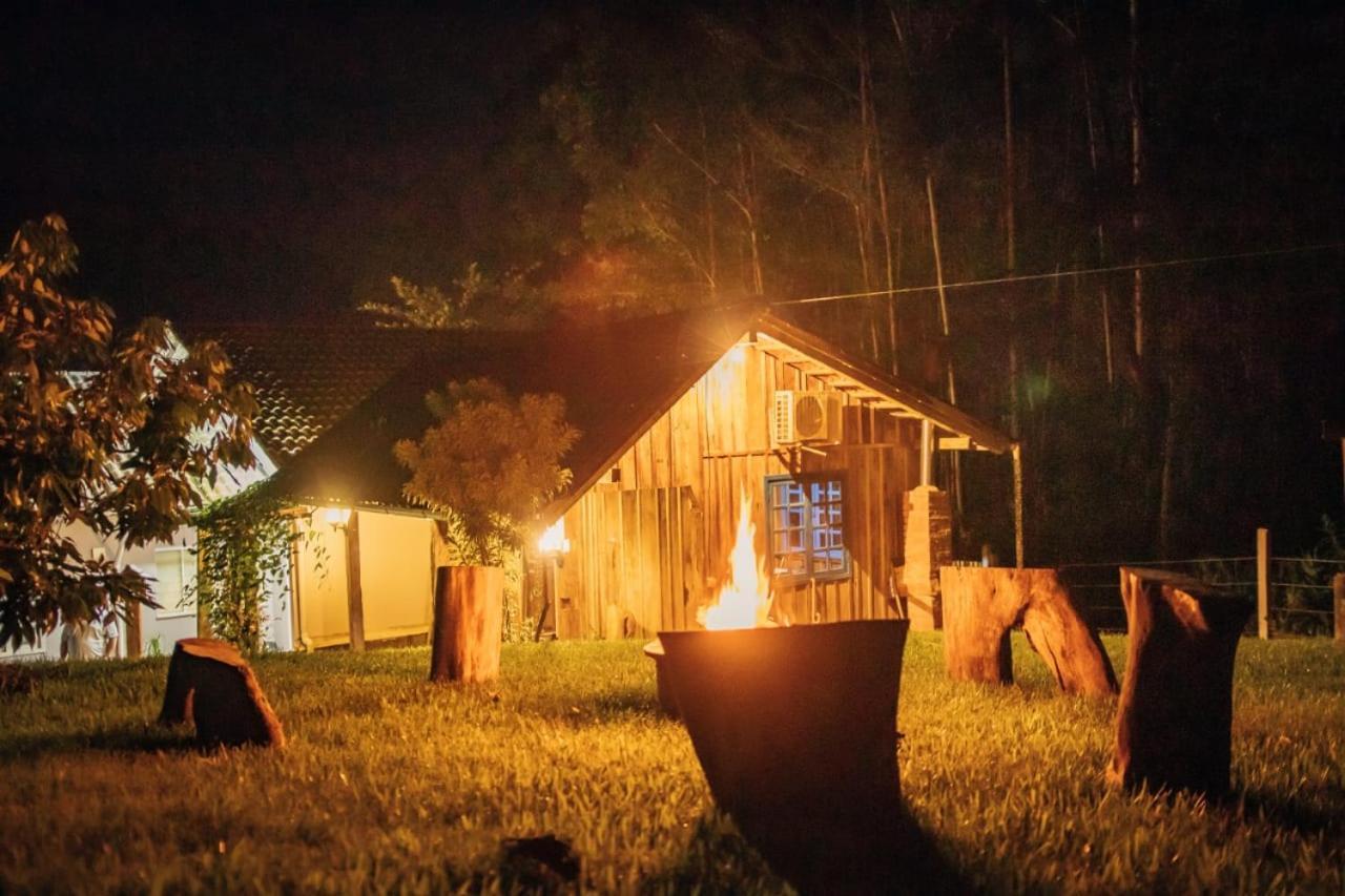 Casa Confortavel Em Local Tranquilo. Rodeio Esterno foto